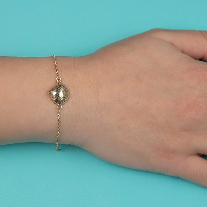 Gold Seashell Bracelet - Daphna Simon Jewelry